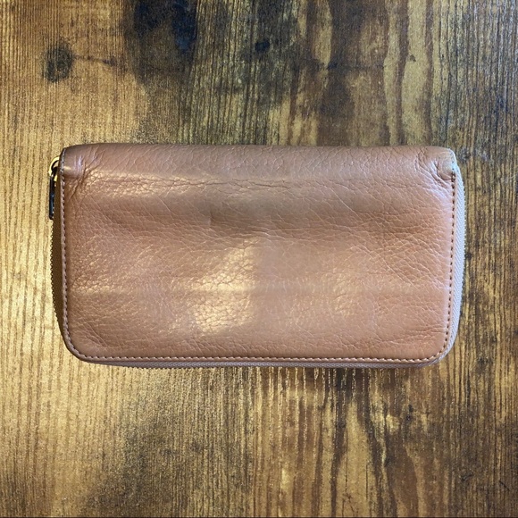 Authentic Chloe Lily Long Wallet - Picture 5 of 16